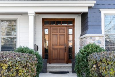 Instantly Boosts Curb Appeal